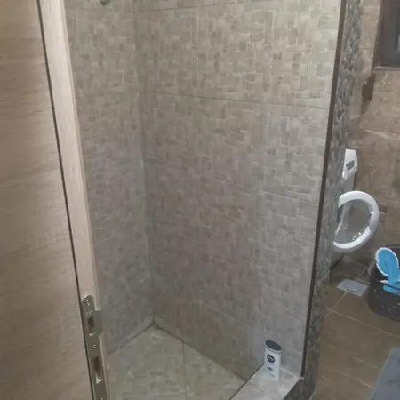 Apartment Pg - Tlv *